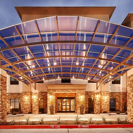 Best Western Plus Flatonia Inn Bagian luar foto
