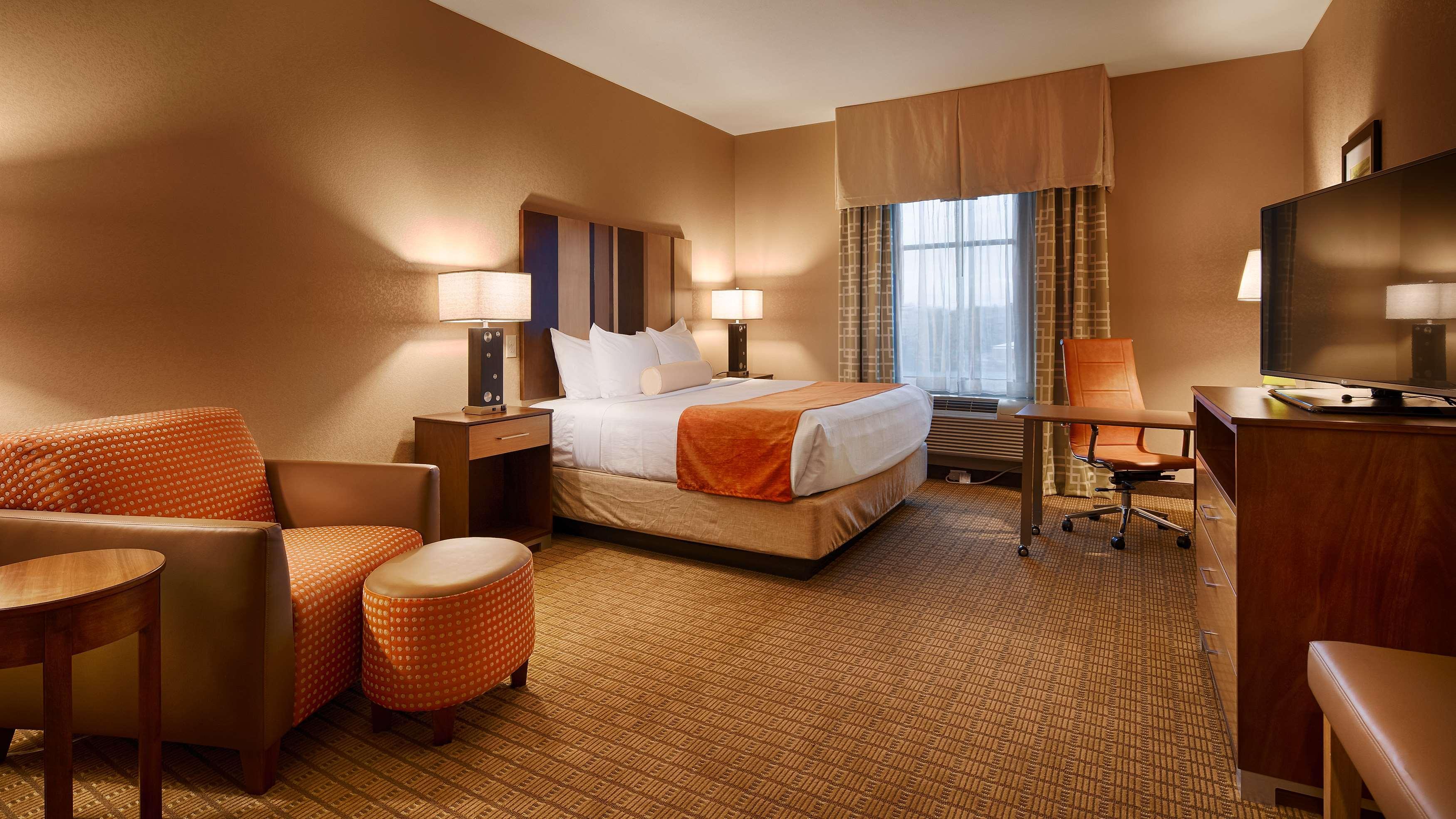 Best Western Plus Flatonia Inn Bagian luar foto